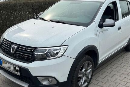 Dacia Sandero 117.000 km 6.190 &euro; Berlin 12349