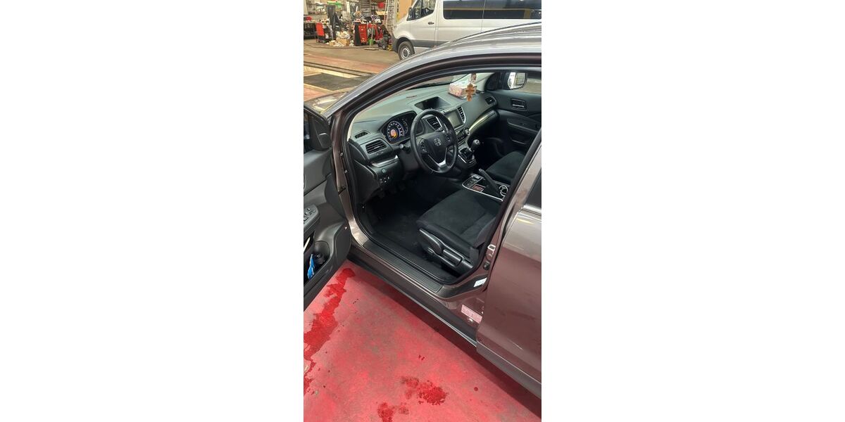 Honda CR-V 90.000 km 16.500 &euro; Berlin 13409