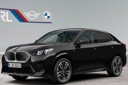 BMW iX2 4.500 km 48.590 &euro; Potsdam 14482