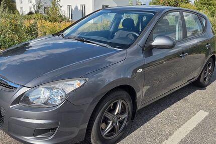 Hyundai i30 84.470 km 5.599 &euro; Schönefeld 12529