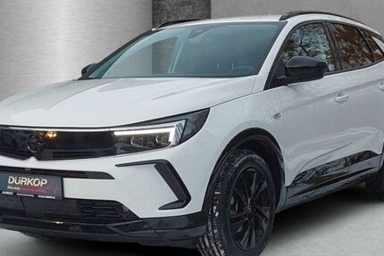 Opel Grandland (X) 35.839 km 23.490 &euro; Bernau 16321