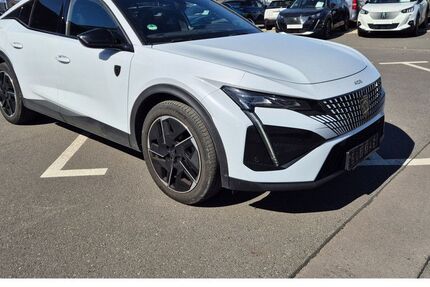 Peugeot 408 22.885 km 26.996 &euro; Wildau 15745