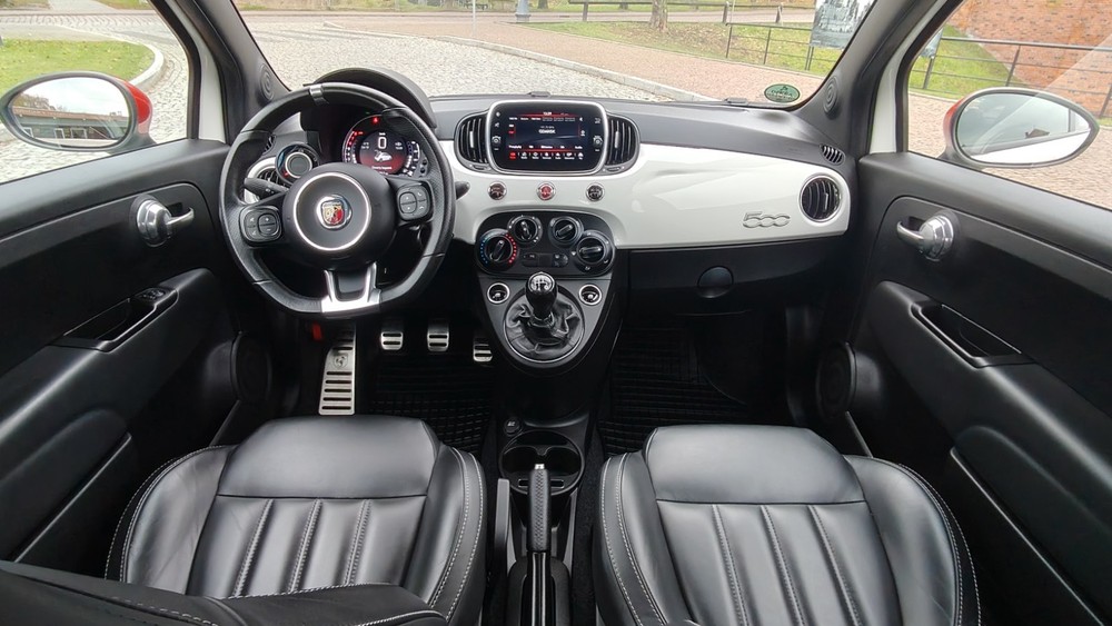 Fiat 500 76.804 km 16.500 &euro; Berlin 10178