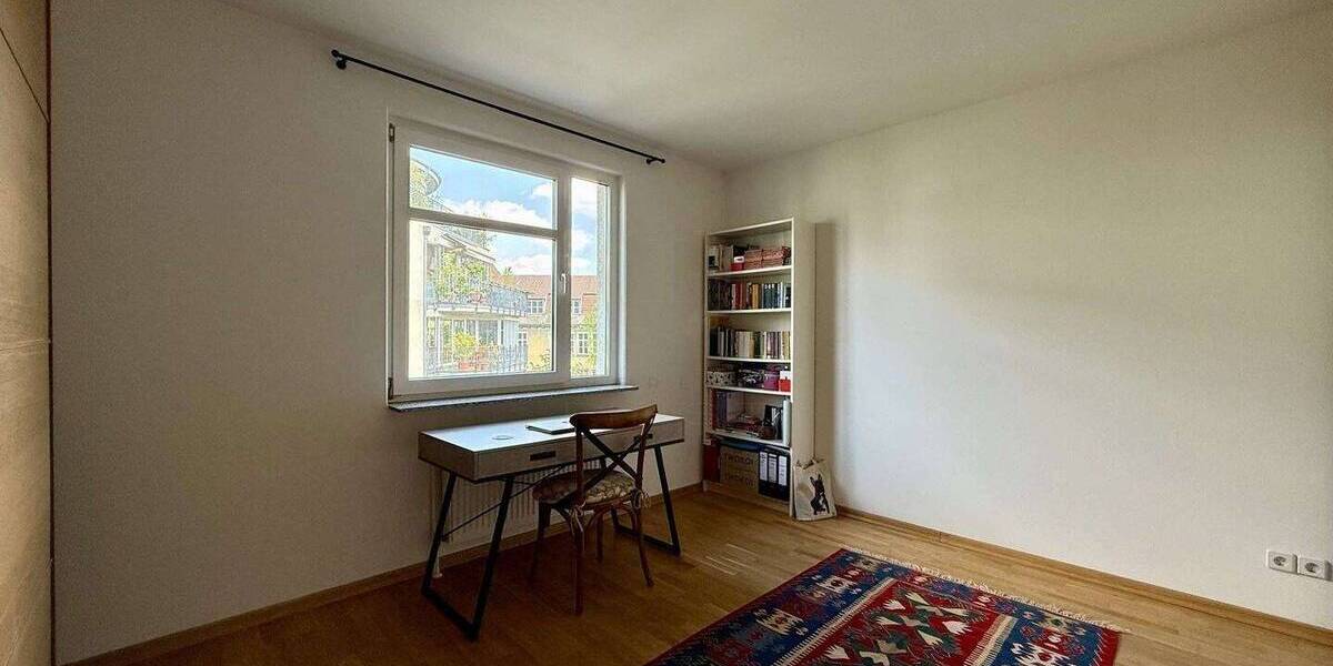 Etagenwohnung Berlin Friedenau - 3 Zimmer, 89 m&sup2;, 570.000&euro; | Angebot:24002314