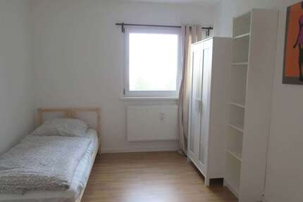 Zimmer Berlin Wilhelmstadt - 700&euro; | Angebot:25967841