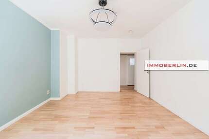 Wohnung Berlin Charlottenburg-Wilmersdorf - 2.5 Zimmer, 50 m&sup2;, 315.000&euro; | Angebot:27341471