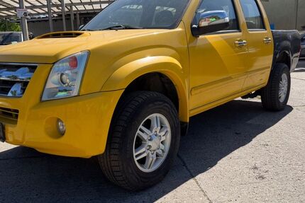 Isuzu D-Max 107.000 km 11.690 &euro; Berlin 12099