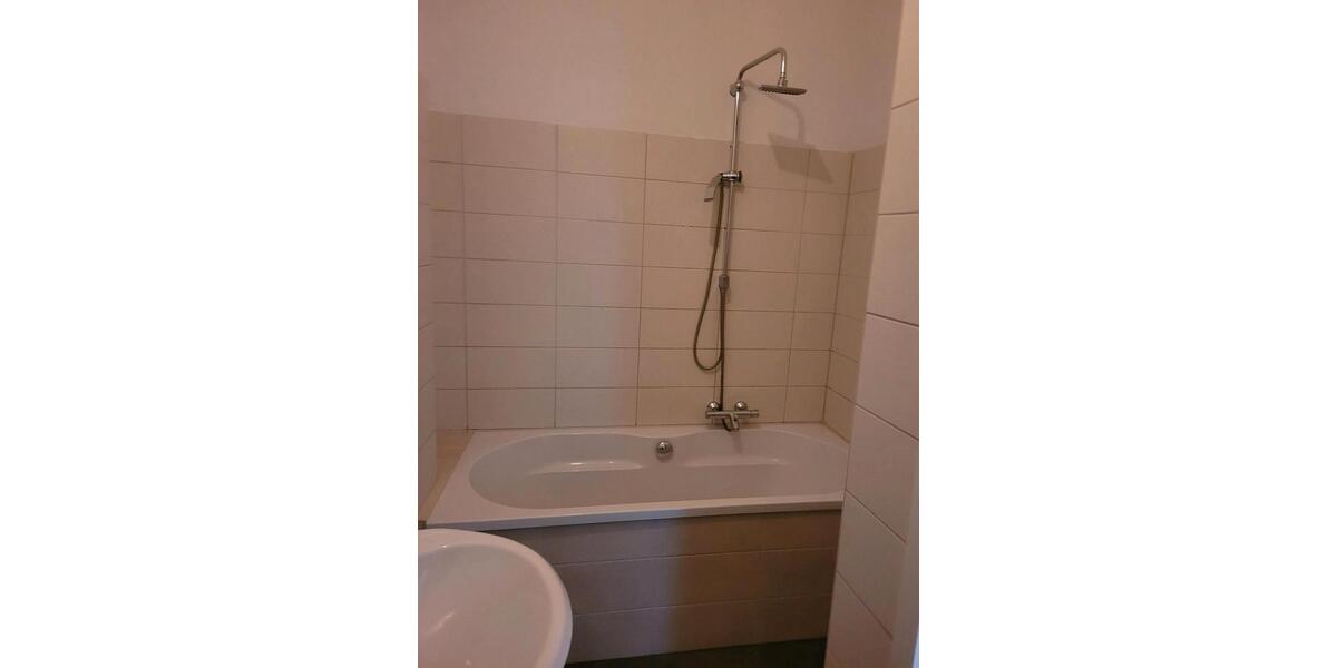 Hochparterre Berlin Friedrichshain-Kreuzberg - 3 Zimmer, 75 m&sup2;, 450.000&euro; | Angebot:25906384