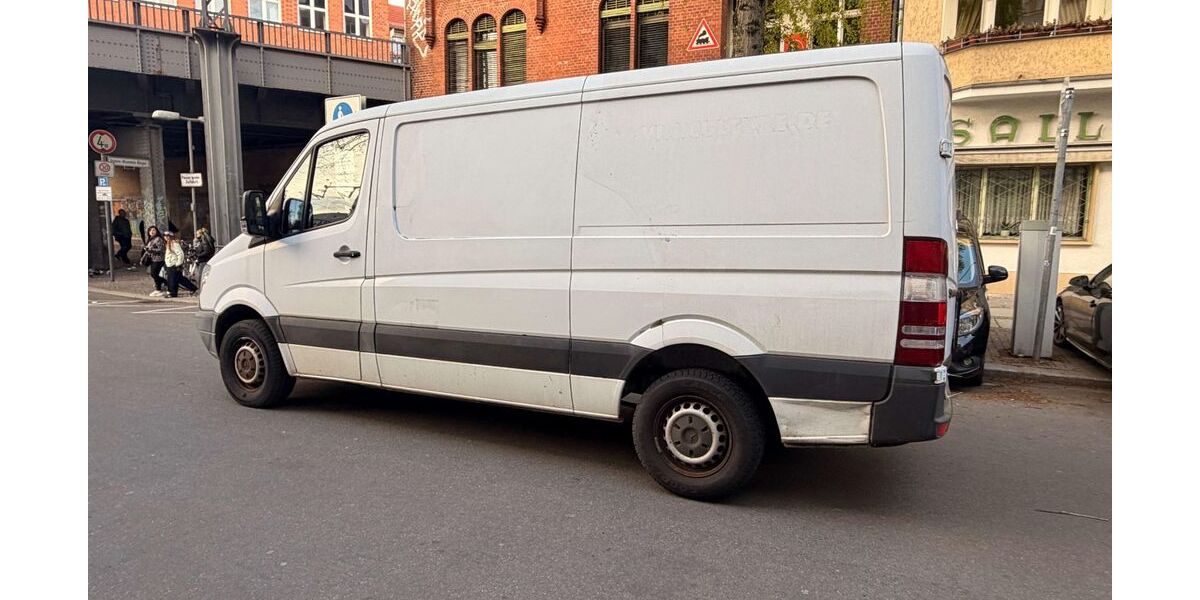 Mercedes-Benz Sprinter 191.000 km 5.950 &euro; Berlin 13597