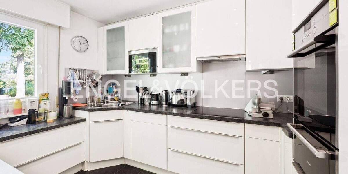 Einfamilienhaus Berlin Nikolassee - 9 Zimmer, 265 m&sup2;, 1.040.000&euro; | Angebot:25823348