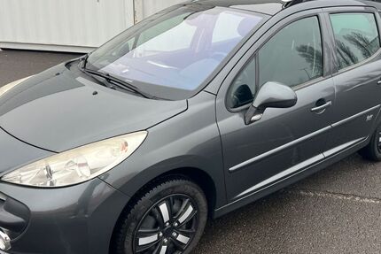 Peugeot 207 182.000 km 1.500 &euro; Berlin 12057