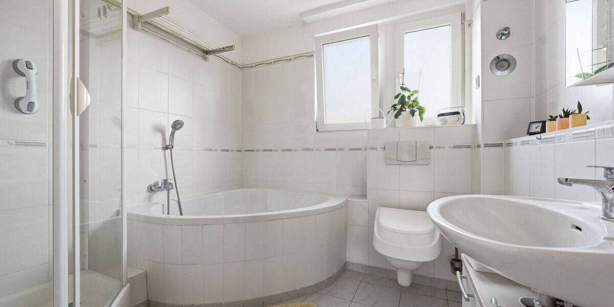 Etagenwohnung Berlin Rudow - 4 Zimmer, 125 m&sup2;, 450.000&euro; | Angebot:26094458