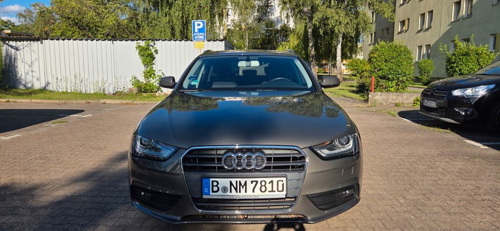 Audi A4 75.675 km 15.900 &euro; Berlin 12349