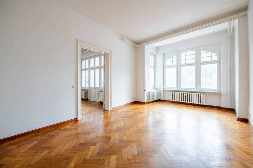 Traumhaft: 4-Zimmer-Gründerzeit-Wohnung mit Balkon - Friedrichshain - fußläufig zum Volkspark!