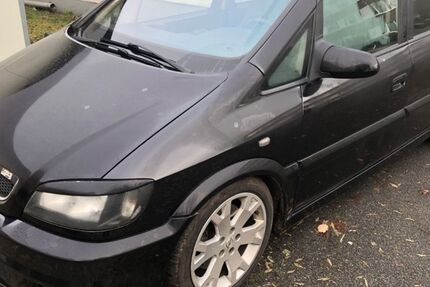 Opel Zafira 220.000 km 3.500 &euro; Potsdam 14482