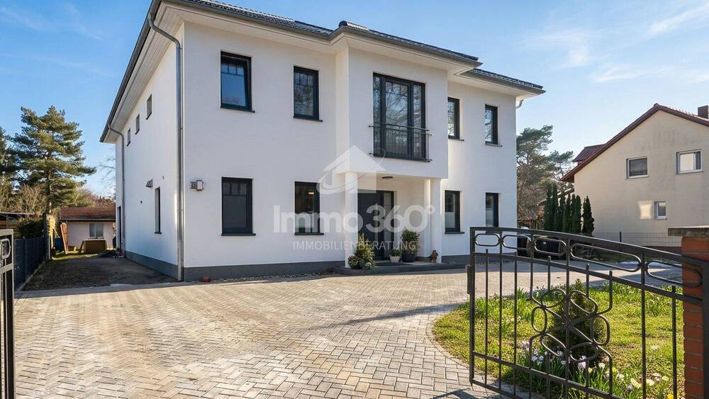 Einfamilienhaus Falkensee - 8 Zimmer, 267 m&sup2;, 1.395.000&euro; | Angebot:26557120