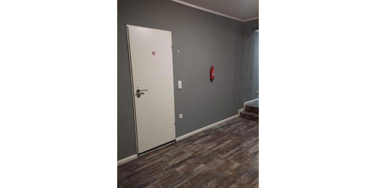 Einfamilienhaus Velten - 10 Zimmer, 500 m&sup2;, 5.000&euro; | Angebot:26361902
