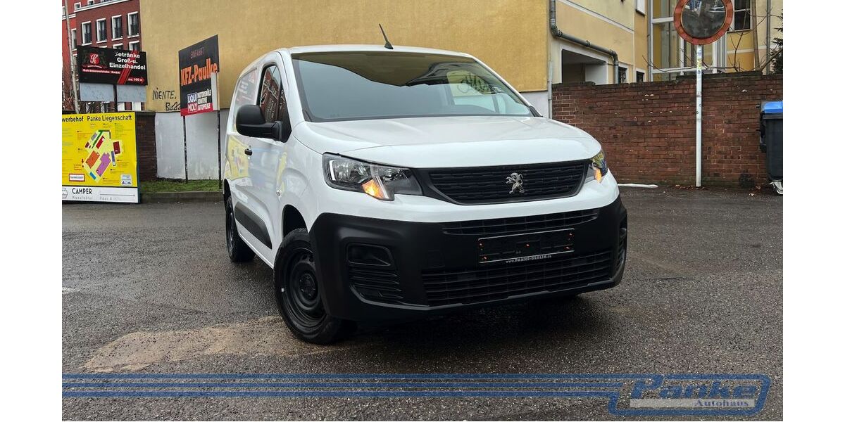 Peugeot Partner 22.877 km 10.990 &euro; Berlin - Pankow 13187