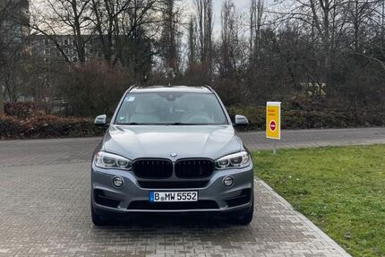 BMW X5 138.500 km 25.500 &euro; Berlin 12627