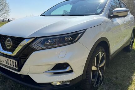 Nissan Qashqai 113.000 km 12.200 &euro; Berlin 13469