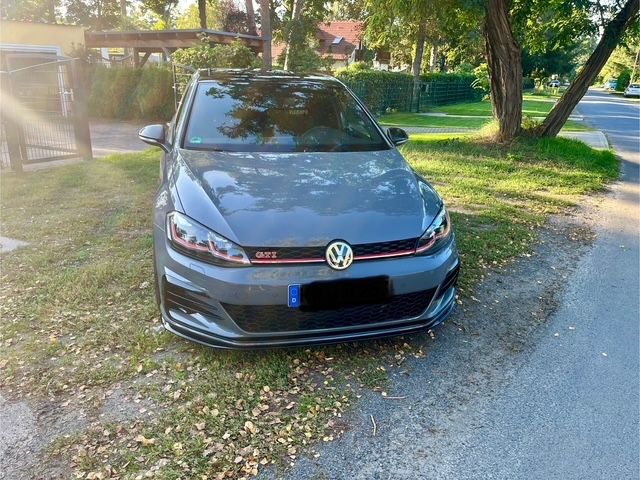 VW Golf 35.800 km 29.500 € wildau 15745