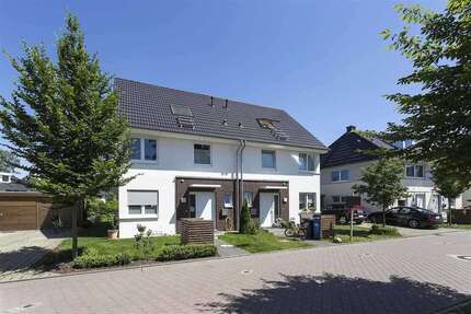 Haus Kleinmachnow - 5 Zimmer, 136 m&sup2;, 2.537&euro; | Angebot:26375322