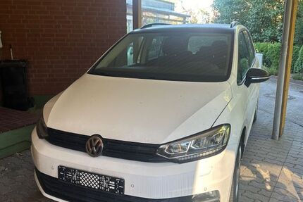 VW Touran 205.000 km 13.300 &euro; Berlin 13591