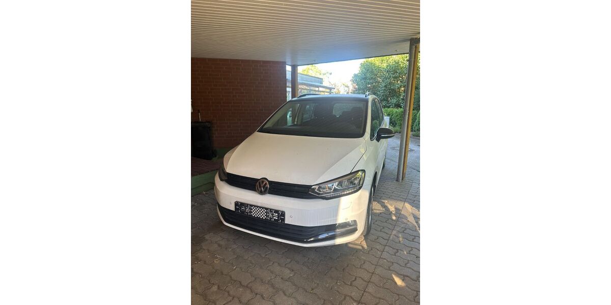 VW Touran 205.000 km 13.300 &euro; Berlin 13591