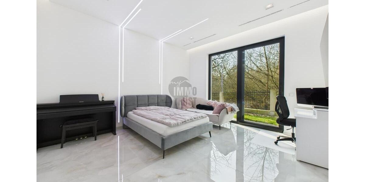 DAS BESTE AUS ZWEI WELTEN – STADTNÄHE & SEEROMANTIK IN EINEM ZUHAUSE 7 zimmer