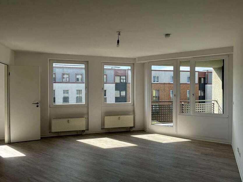 Wohnung zum Kaufen in Berlin 240.000 € 56.95 m²