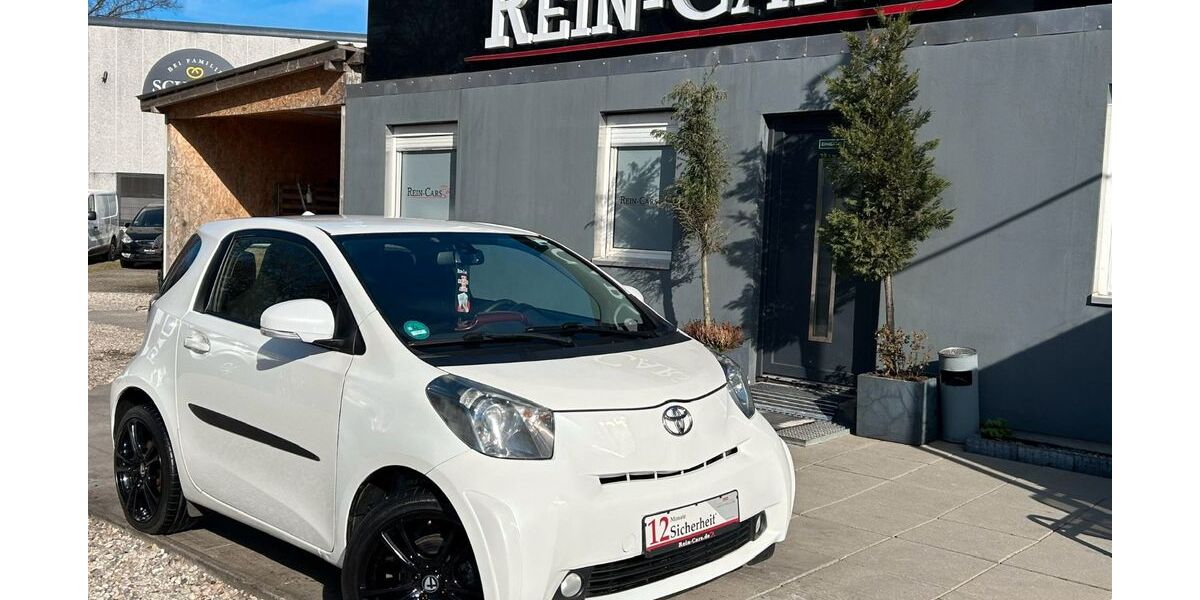 Toyota IQ 83.000 km 8.390 &euro; Berlin 13088