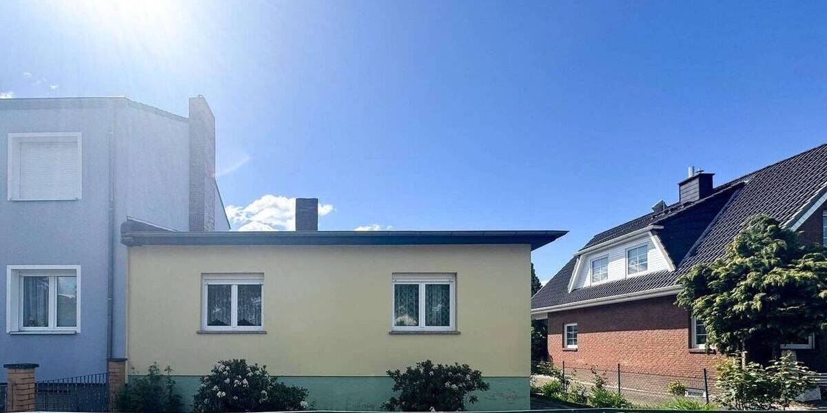 Einfamilienhaus Berlin Alt-Hohenschönhausen - 2 Zimmer, 75 m&sup2;, 365.000&euro; | Angebot:25929099