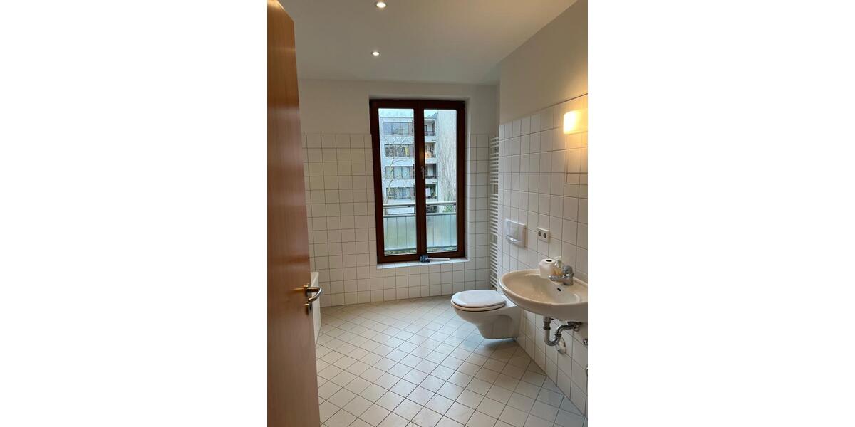 Etagenwohnung Berlin Pankow - 4 Zimmer, 77 m&sup2;, 2.050&euro; | Angebot:24239667
