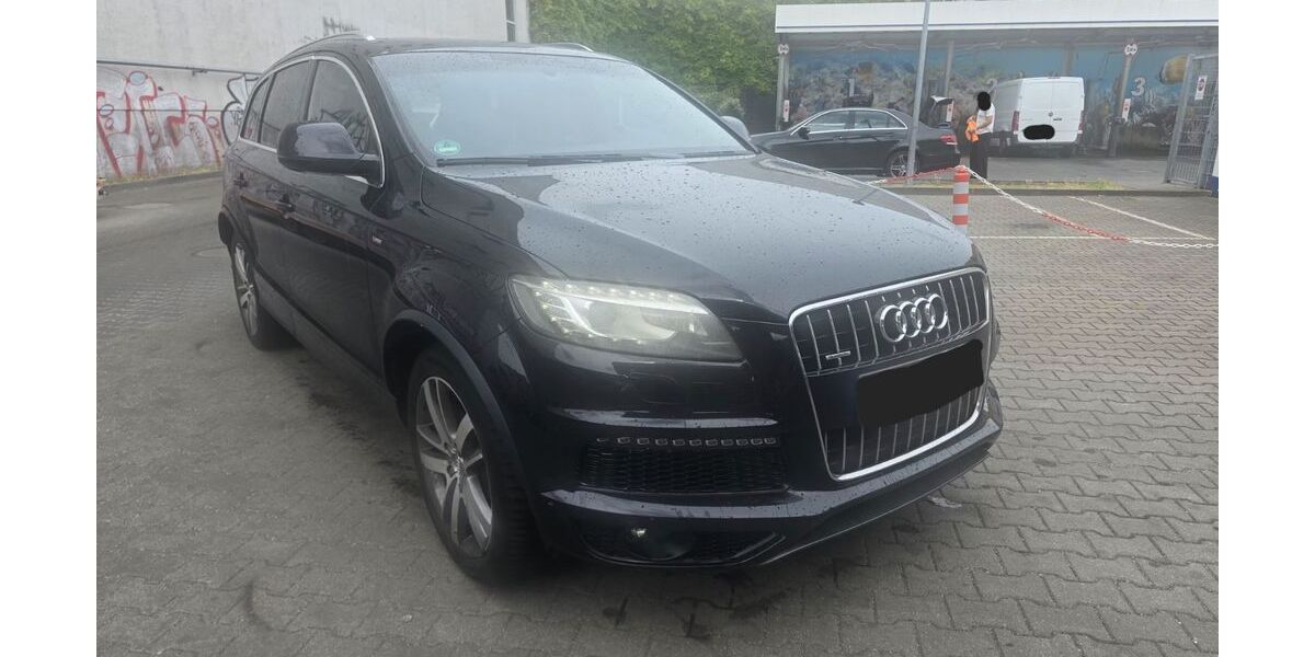 Audi Q7 135.000 km 18.999 &euro; Berlin 10967