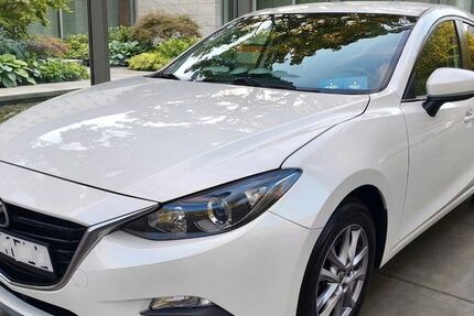 Mazda 3 99.008 km 12.900 &euro; Berlin 13347