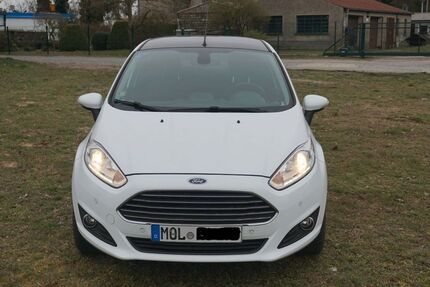 Ford Fiesta 126.049 km 6.800 &euro; Fredersdorf-Vogelsdorf 15370