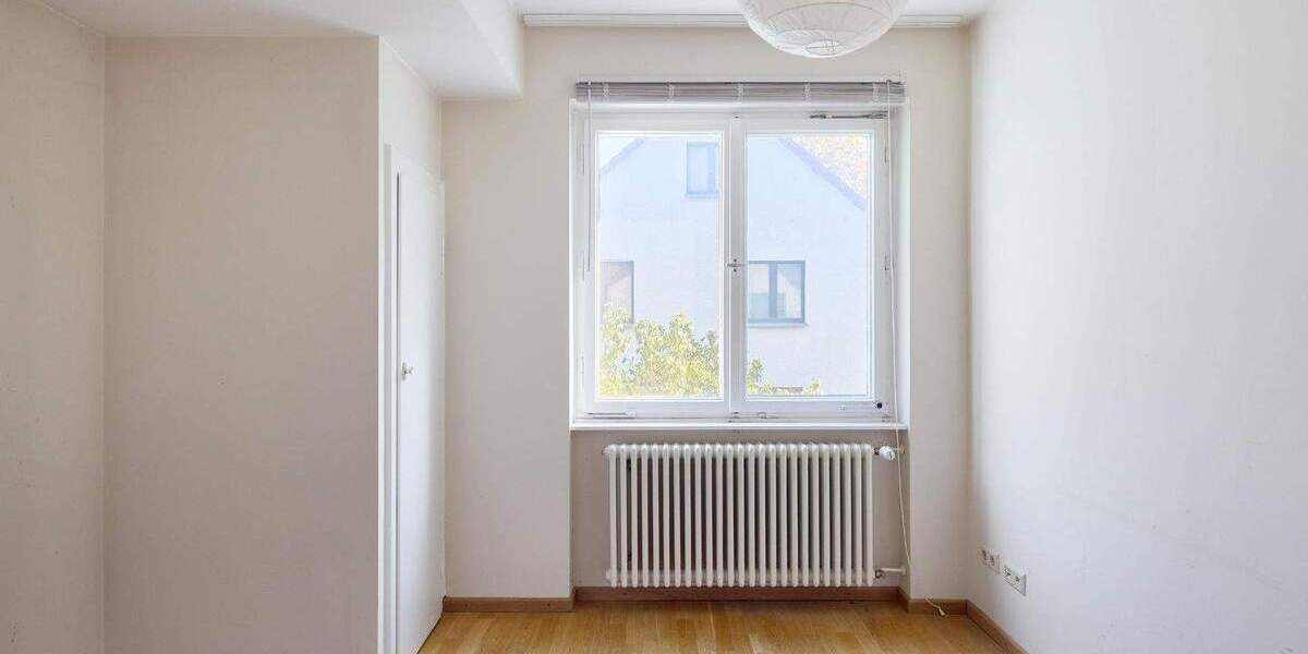 Einfamilienhaus Berlin Westend - 7 Zimmer, 220 m&sup2;, 1.700.000&euro; | Angebot:23146587