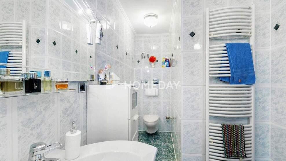 Stilvolles 5-Zimmer-Reihenendhaus mit besonderer Architektur und schönem Garten in Frohnau 5 zimmer