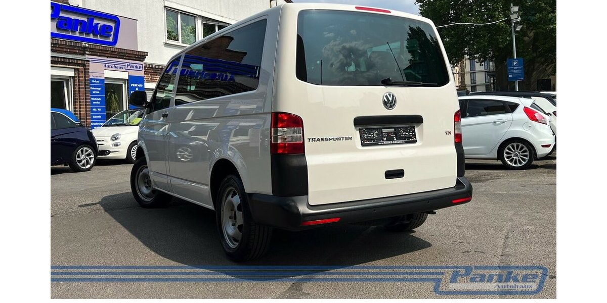 VW T5 Transporter Kombi 1. Hand 8 sitzer 169.000 km 14.990 &euro; Berlin 13187