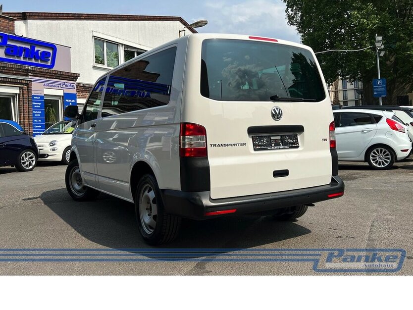 VW T5 Transporter Kombi 1. Hand 8 sitzer 169.000 km 14.990 € Berlin 13187