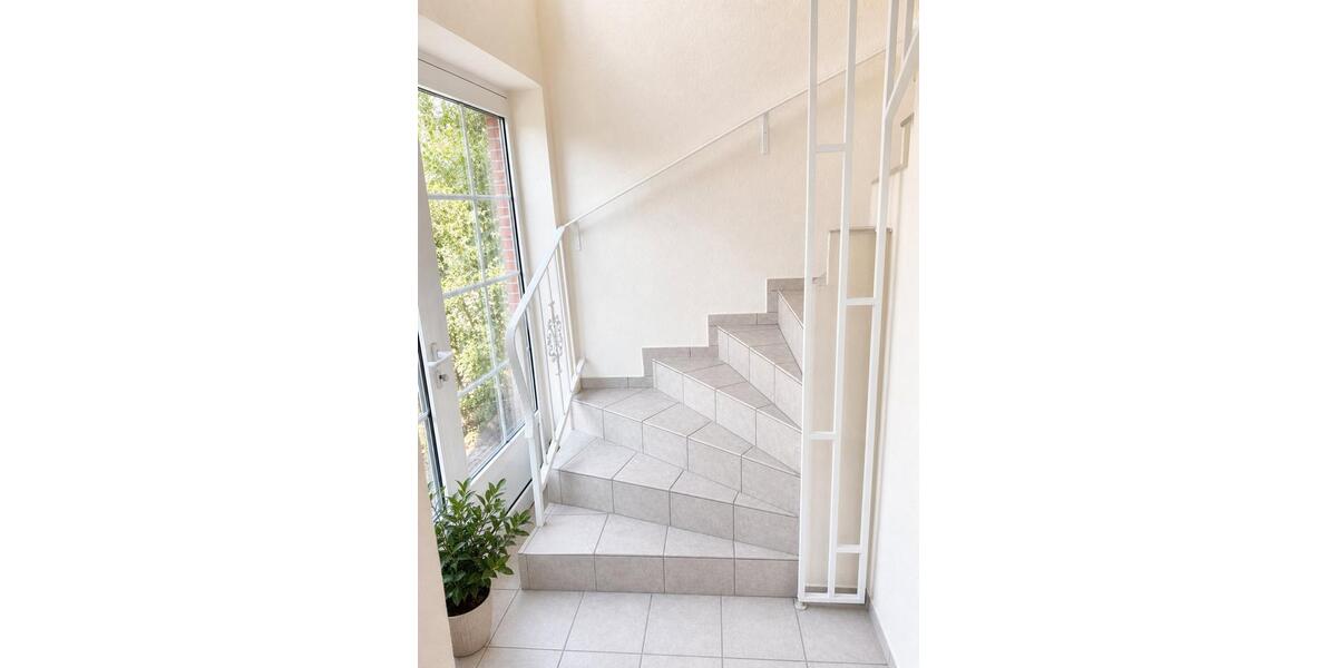 Einfamilienhaus Oranienburg - 6 Zimmer, 220 m&sup2;, 680.000&euro; | Angebot:27015966