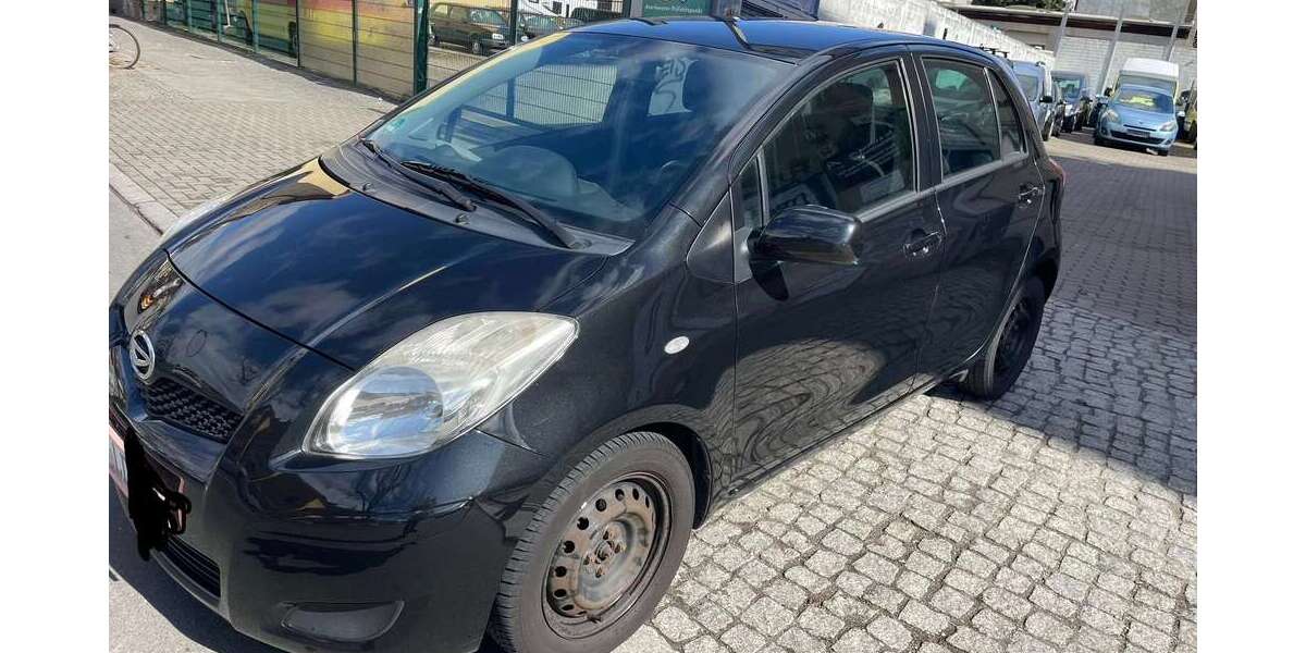Daihatsu Charade 186.376 km 1.650 &euro; Berlin 13409