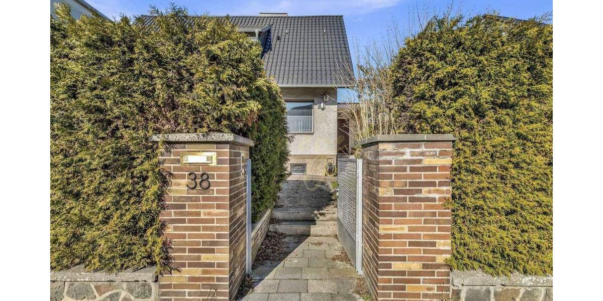 Einfamilienhaus Berlin Lichtenrade - 4 Zimmer, 141 m&sup2;, 2.700&euro; | Angebot:25778657