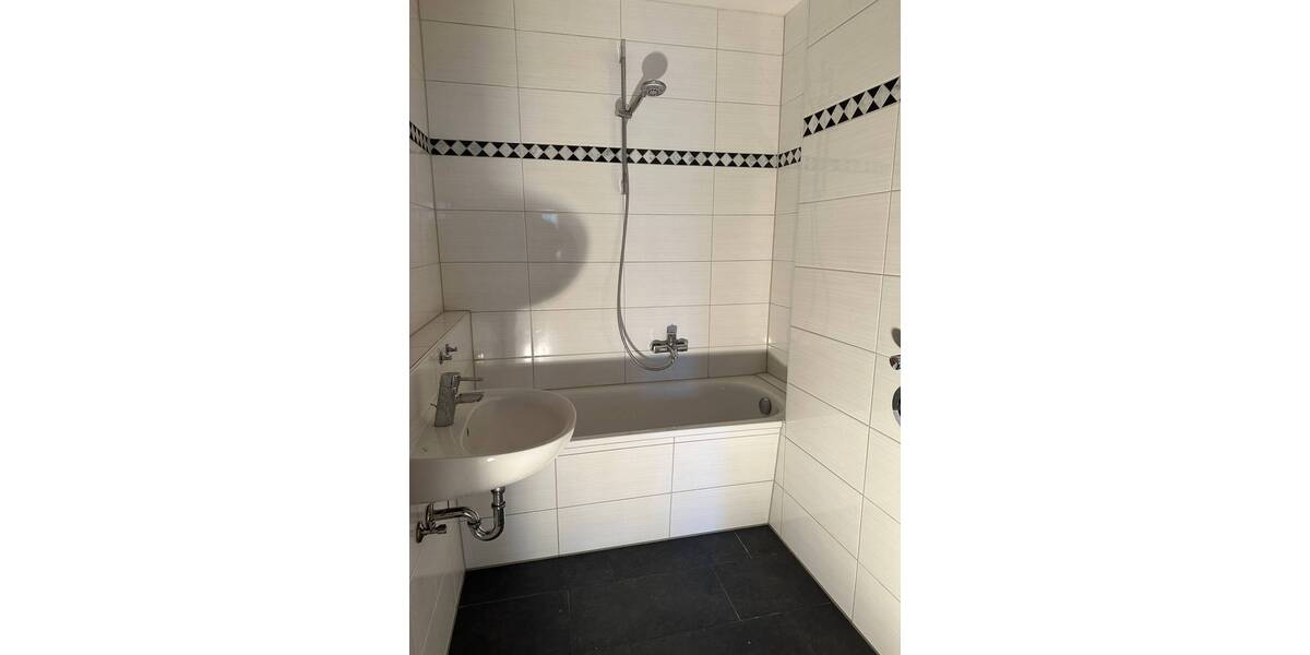 Etagenwohnung Berlin Kladow - 3 Zimmer, 117 m&sup2;, 379.000&euro; | Angebot:25780832