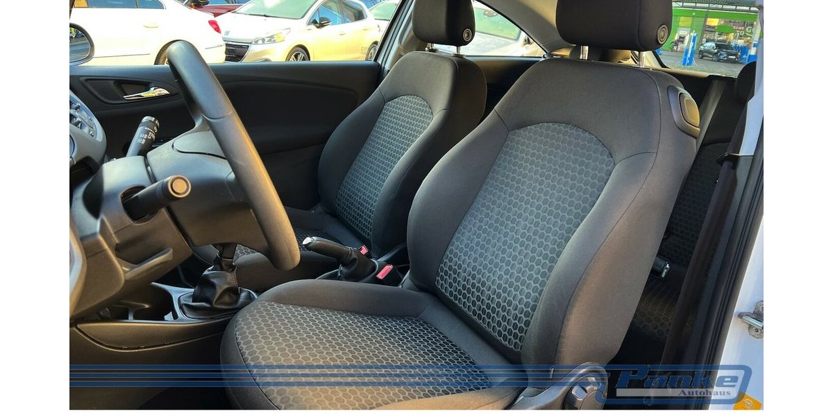 Opel Corsa Selection 1.2*Klima*BT*Freisprech*USB*Isof 108.290 km 4.990 &euro; Berlin 13187