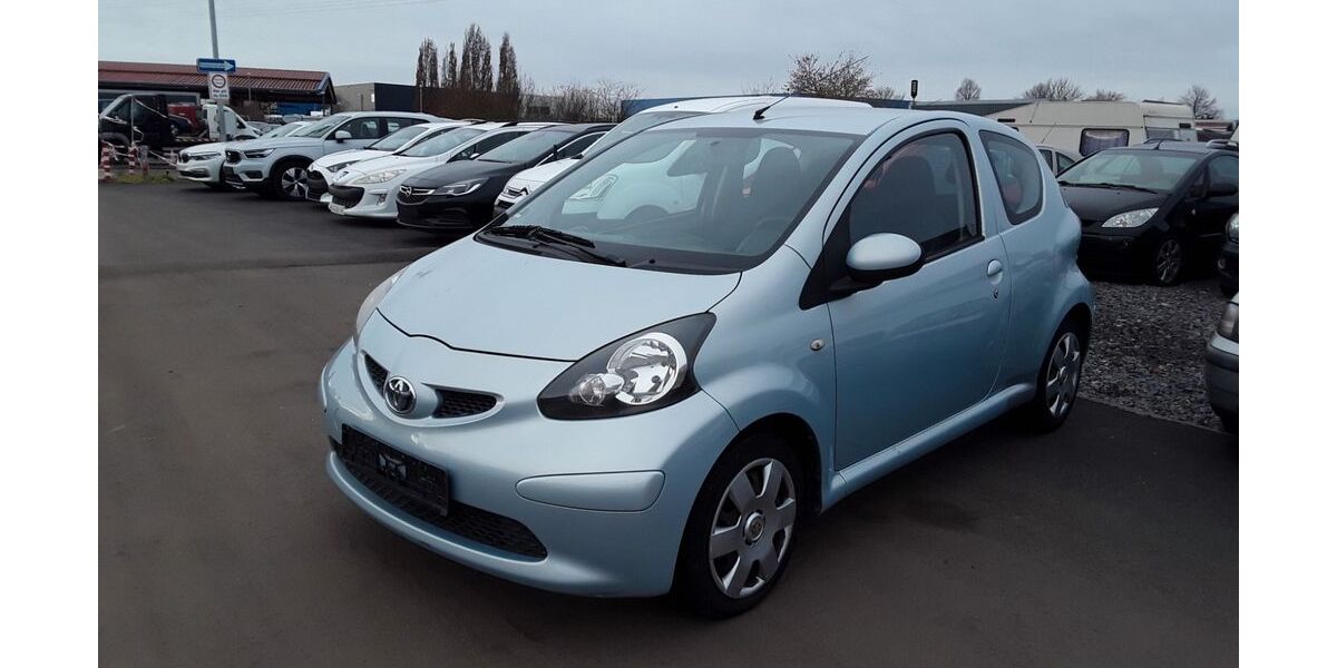 Toyota Aygo (X) 152.500 km 2.500 &euro; Blankenfelde-Mahlow 15831