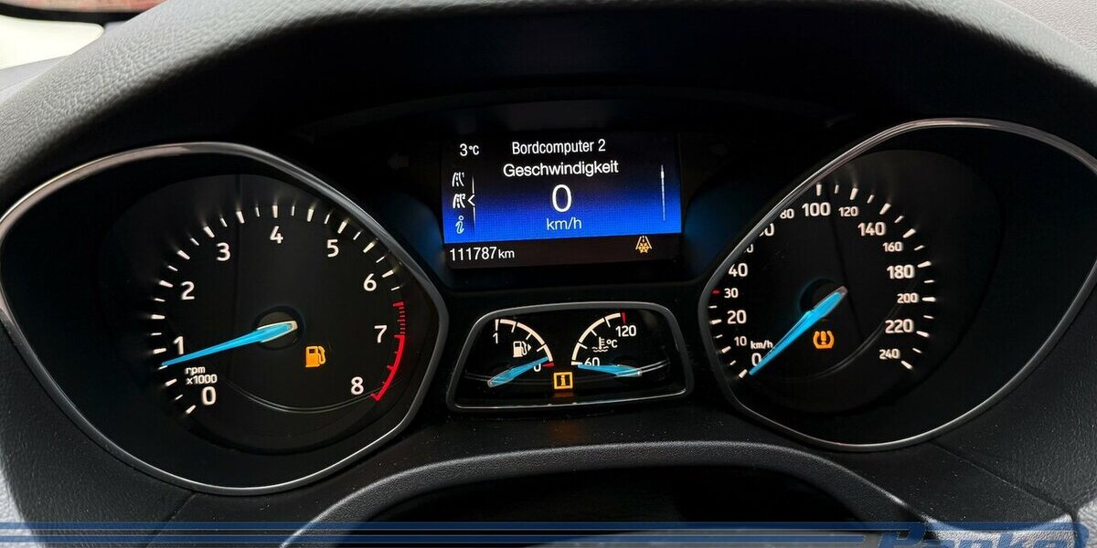 Ford Focus 1.0 EcoBoost Business*NAV*RFK*SHZ*Carplay* 111.786 km 7.480 &euro; Berlin 13187