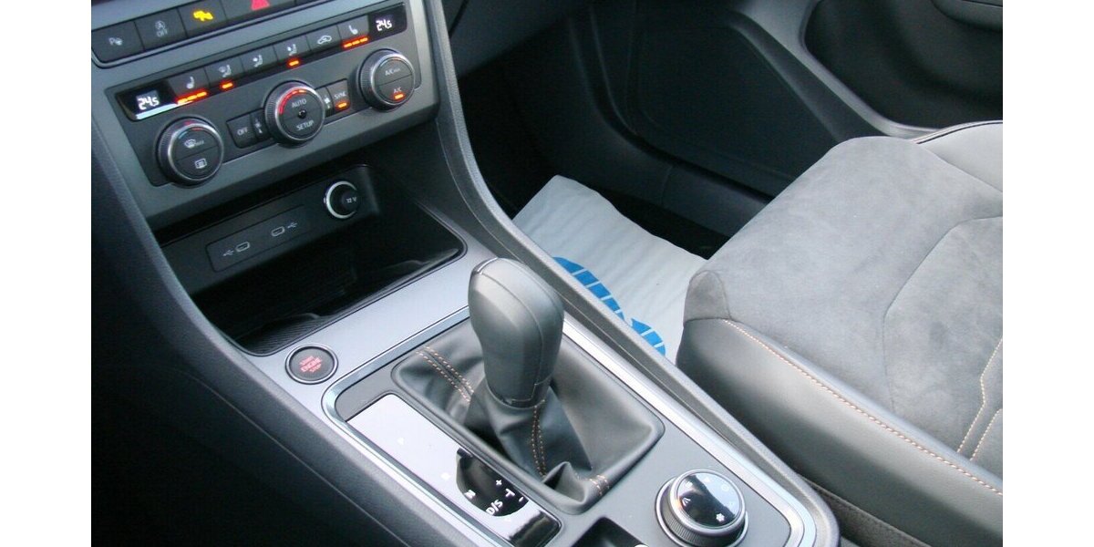 Cupra Ateca 2,0TSi VZ 4Drive ACC Pano AHK LED 9.390 km 35.980 &euro; Falkensee 14612