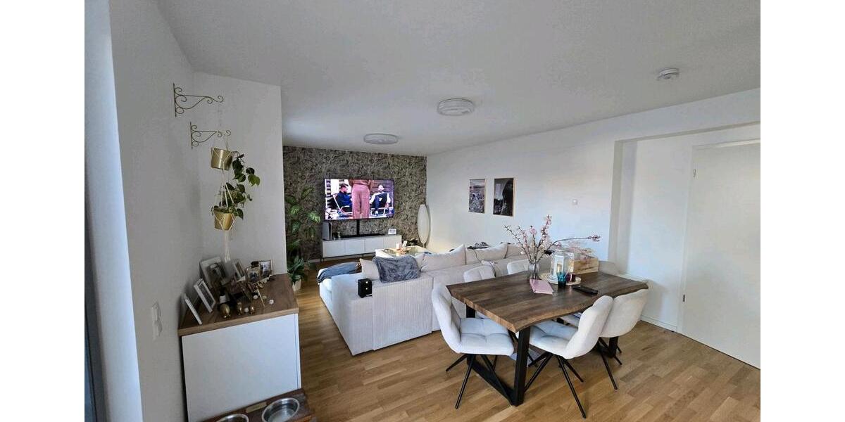 Erdgeschoßwohnung Neuenhagen bei Berlin - 4 Zimmer, 100 m&sup2;, 1.700&euro; | Angebot:25841351