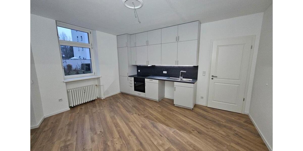 Erdgeschoßwohnung Berlin Lichtenberg - 2.5 Zimmer, 86 m&sup2;, 1.520&euro; | Angebot:24750971